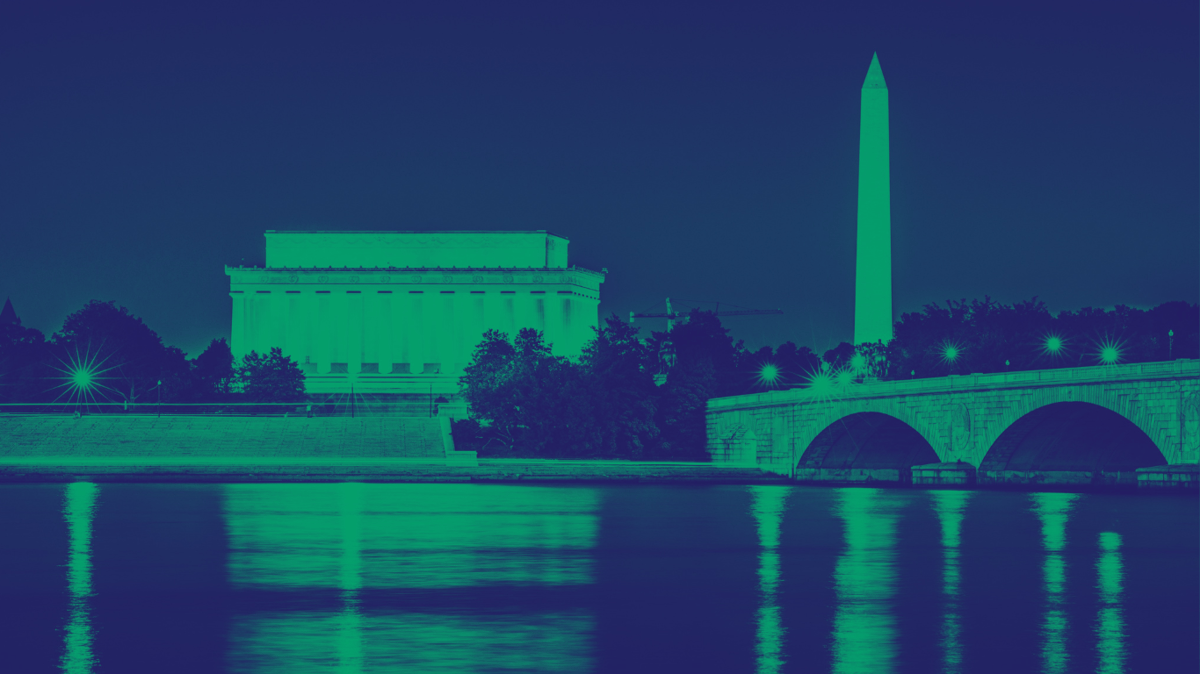 A photo of Washington D.C. showing the Washington monument and Lincoln memorial